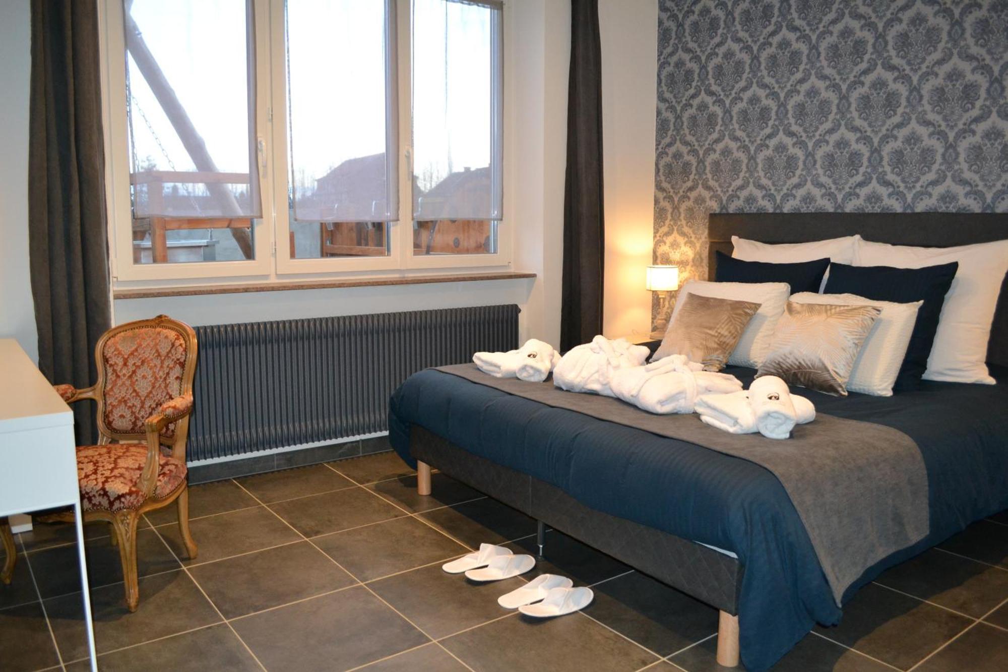 Domaine Des Trois Sorciers Bed & Breakfast Bouxwiller  Exterior photo
