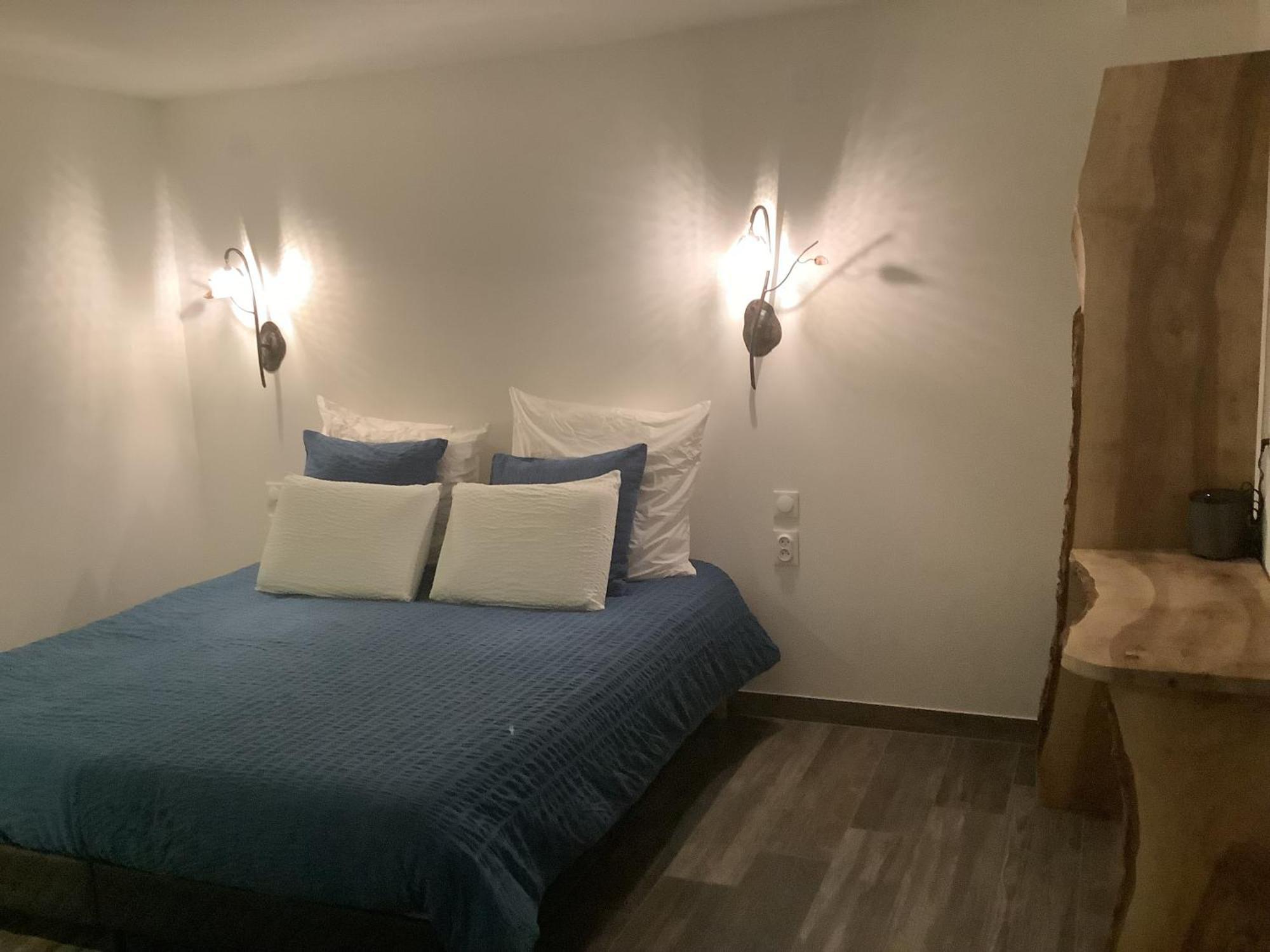 Domaine Des Trois Sorciers Bed & Breakfast Bouxwiller  Exterior photo